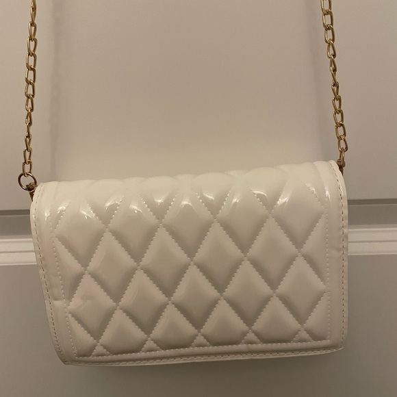 Must go before Jan 6! Faux Leather Chain Bag - Picture 1 of 3